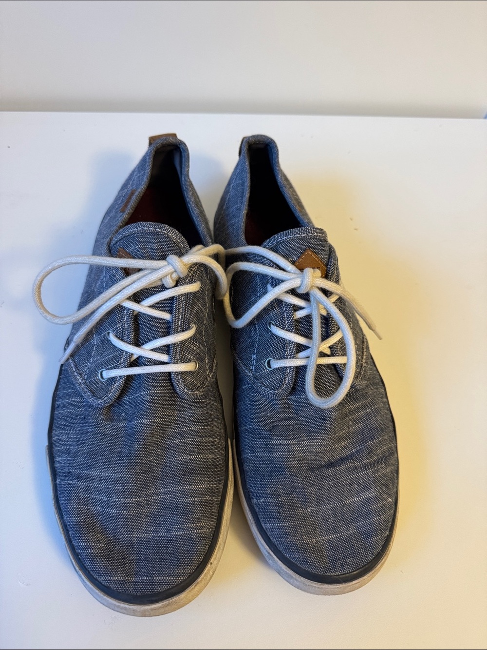 Reef Men's Navy Canvas Boat Shoes with White Laces